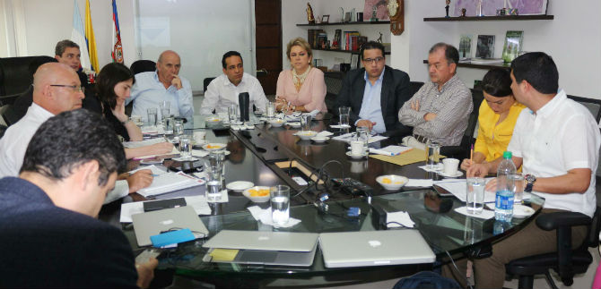 Superintendencia de Servicios P�blicos y Emcali conformar�n mesas de trabajo para sacar la empresa adelante