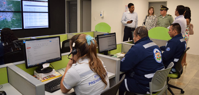 Control de ambulancias en Cali va por buen camino