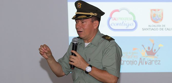 Trnsito de la mano con el Festival Petronio lvarez