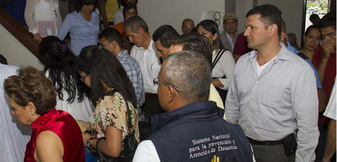 Secretaras de Vivienda y Salud se unen a simulacro de evacuacin este jueves