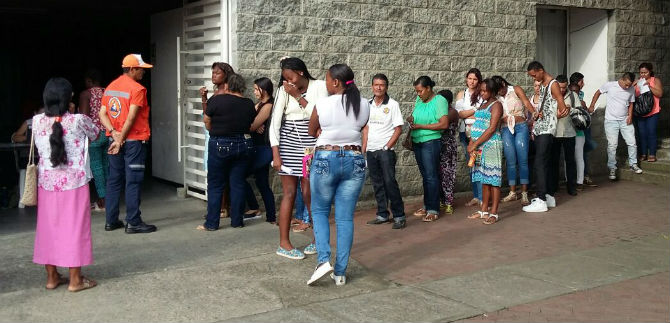 Beneficiarios de M�s Familias y J�venes en Acci�n pueden perder auxilios: Asesora de Paz