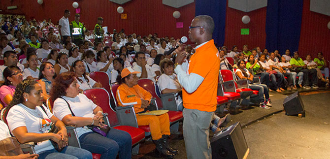 Graduados 650 gestores de  convivencia y seguridad de la Polica  Metropolitana