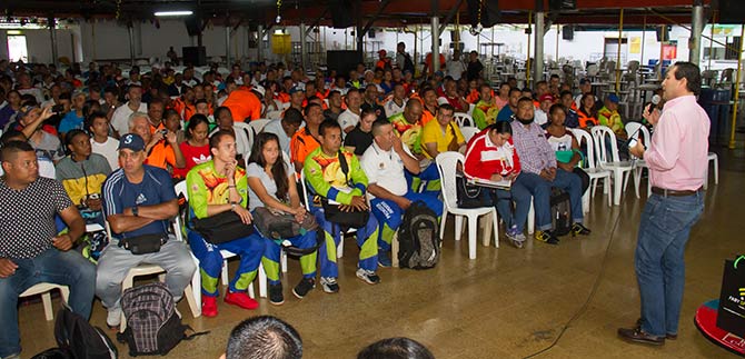 Capacitacin a los monitores deportivos en Ftbol sala