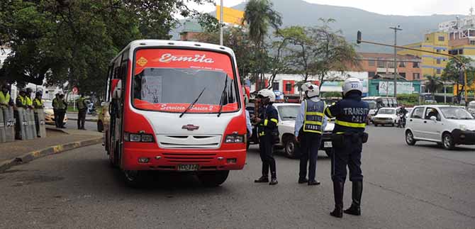 Este domingo 2 de octubre no habr� Pico y Placa para transporte p�blico colectivo