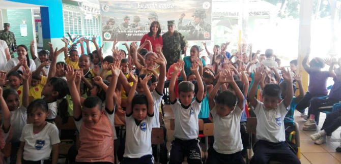 Programa Apadrina una Escuela llega al Jard�n Nacional II