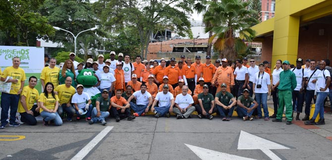 Cali se sum� a �Limpiemos Colombia�