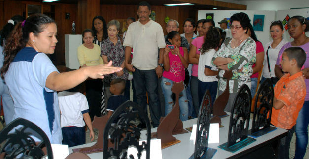 Exposici�n navide�a en la Sala Jorge Luis Borges