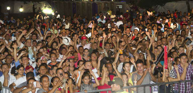 Superconcierto salsero en las Canchas Panamericanas inaugura la Feria, este mi�rcoles