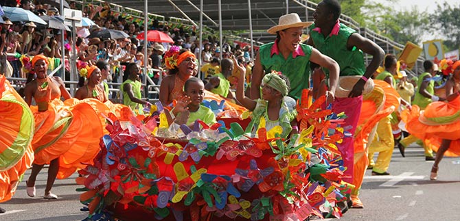 Progr�mese con el M�O y disfrute del desfile del Cali Viejo