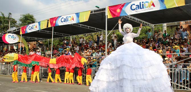 La Sultana del Valle sigui� �carnavali�ndose� la cultura popular en su cuarto d�a de feria