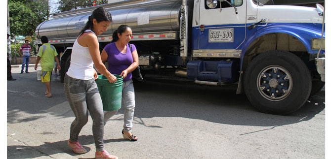 Cale�os sortean corte de agua para abrir paso a construcci�n de terminal del M�O