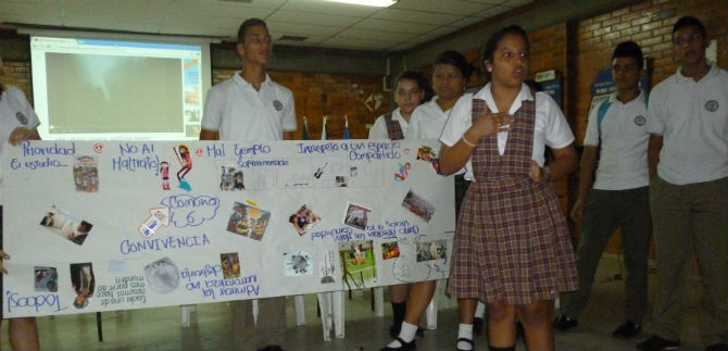 Asesor�a de Paz  se une al D�a Escolar de la No Violencia y la Paz