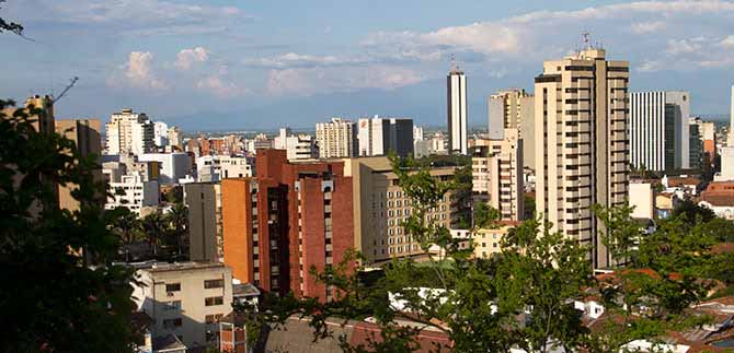 Pese al verano, cale�os deben estar atentos a posibles crecientes s�bitas de r�os