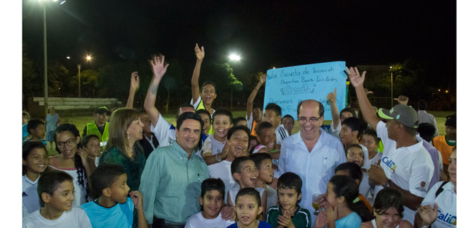Cambio de iluminaci�n recupera parques y zonas verdes para los cale�os