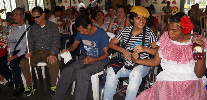 Convenio de Bienestar Social atendi� a 130 personas con discapacidad en la Comuna 2