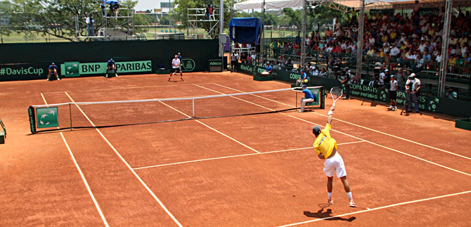 Alcalde Guerrero aplaudi� respaldo de cale�os a primera jornada de Copa Davis