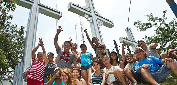 Ascenso a los Cerros Tutelares debe hacerse por lugares determinados: Alcalde de Cali