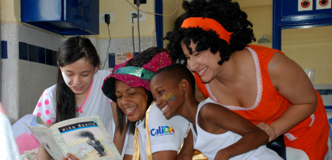 Ni�os pacientes de hospitales de Cali disfrutaron con Litera-cura