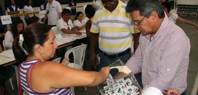 Sortean ubicaci�n de casas a 329 familias que llegar�n a Llano verde