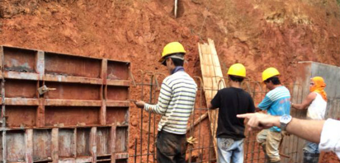 Administraci�n ejecuta obras por m�s de $2000 millones en v�as de 5 corregimientos