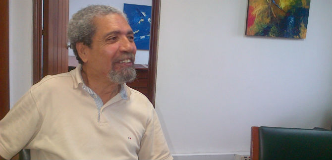 Sentido adi�s al poeta Farias