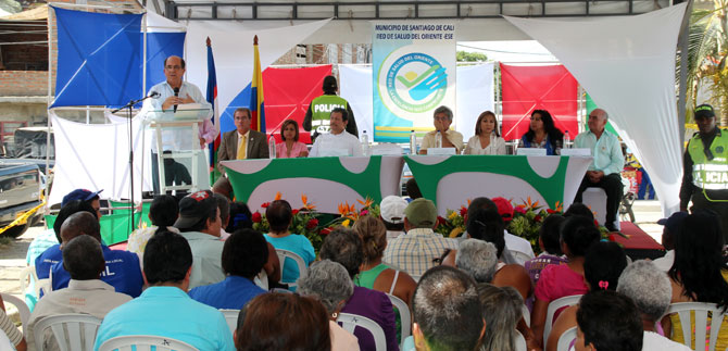 Cale�os del oriente cuentan con remodelado centro de salud Manuela Beltr�n