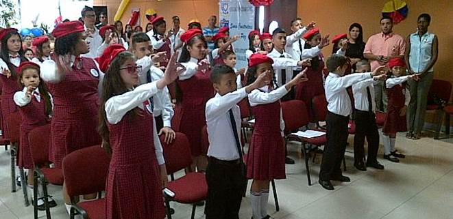 Santiago de Cali ya cuenta con 74 patrulleros escolares por la paz