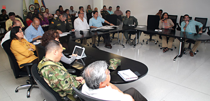 Rueda de prensa sobre medidas de seguridad para el pr�ximo s�bado 28 de  junio