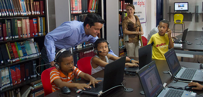 Con el und�cimo Punto Vive Digital en Cali, en la comuna 20 ya hay internet gratis