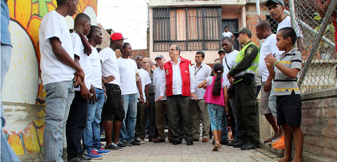 Arranca plan de construcci�n que apoya a j�venes vulnerables y genera desarrollo