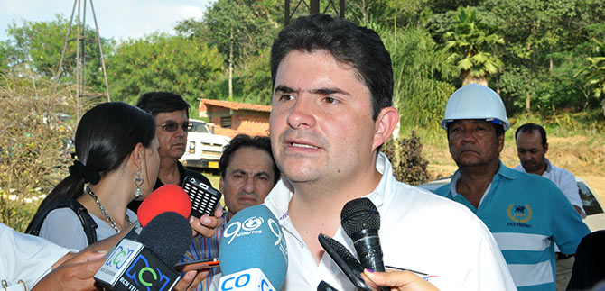 Ratificaci�n de Minvivienda ayuda a seguir en la l�nea de inversi�n social: Alcalde