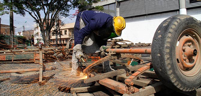 Carretillas de caballos son recicladas para la industria de la construcci�n
