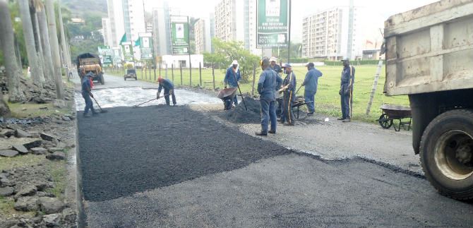 Infraestructura completa 52.000 m2 de v�as reparadas en la comuna 2