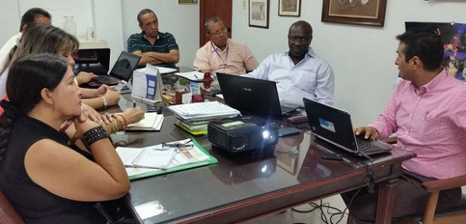 Se alistan 39 colegios oficiales para segunda fase del plan de educaci�n digital Tit@