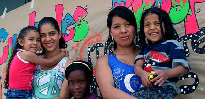 Administraci�n busca c�mo responder a las necesidades de las familias cale�as