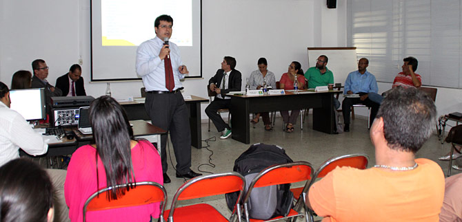 Hacienda contin�a socializando Presupuesto 2015 en las comunas