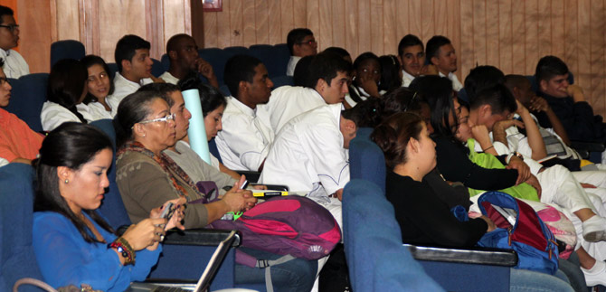 Inscritas cerca de 9000 personas en los Centros de Empleo, en 2014