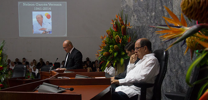 Compa�eros le dan un sentido adi�s a Nelson Garc�s Vernaza