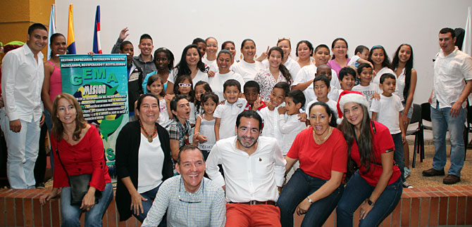 Vallegrande y Prados del Norte, pesebres ganadores del concurso de Asesor�as de Paz