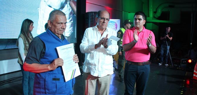 Alcalde celebr� D�a Nacional de la Acci�n Comunal con l�deres de los barrios