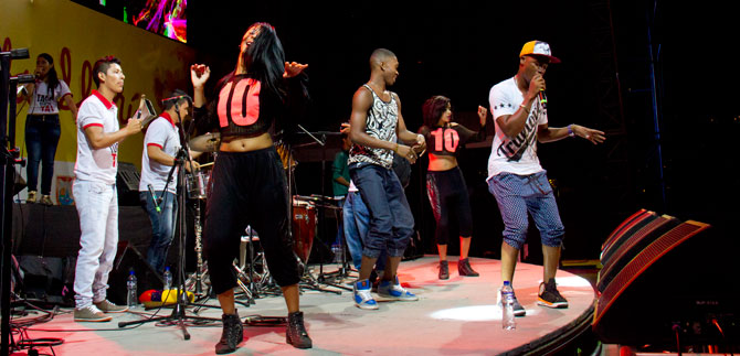 Al ritmo de la salsa choke vibraron los cale�os