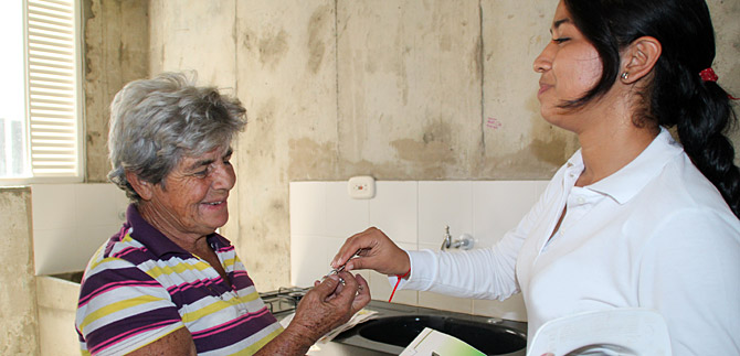 Comenz� reubicaci�n de familias del jarill�n hacia el Conjunto R�o Cauca