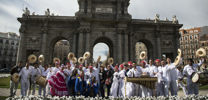 El currulao y la salsa se tomaron a la capital espa�ola