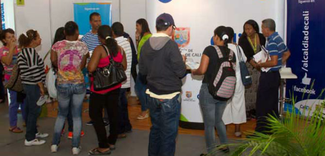 Planeaci�n Municipal asesora a asistentes a la Feria de Vivienda, en la Plaza de Toros