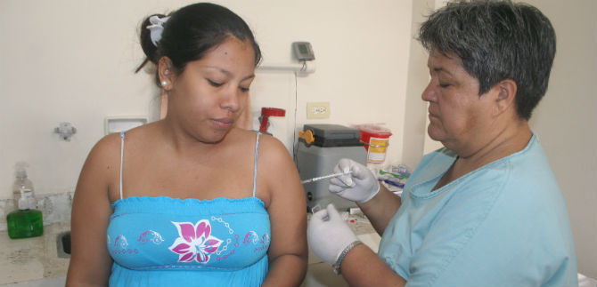 Cali  fortalece vacunaci�n contra tosferina en embarazadas