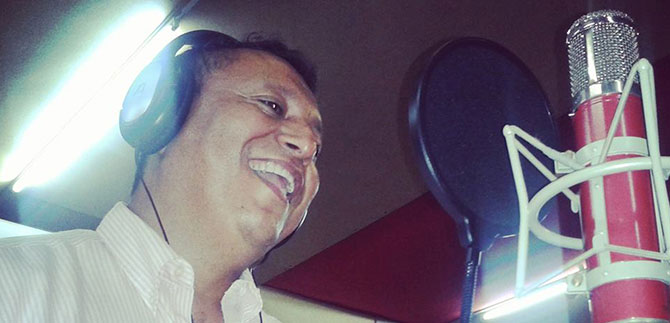 Descentralizado de Los Jueves del Sam�n llega a la comuna 16 con Juan Llanos