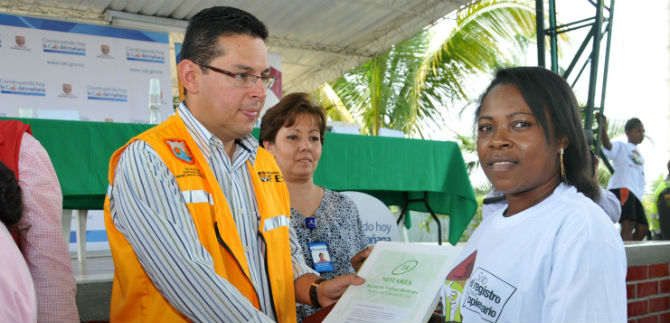 Habitantes del Vallado pudieron acceder a su t�tulo de vivienda