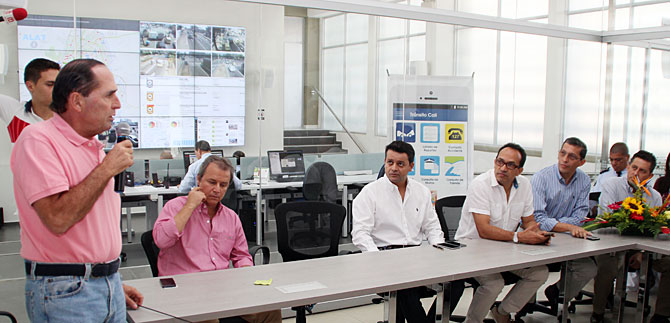 Cale�os ya pueden acceder a servicios de Tr�nsito con aplicaci�n m�vil de la Alcald�a