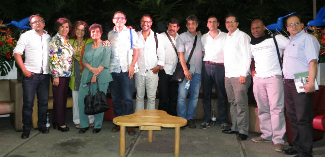 Con luna llena finaliz� el Festival Internacional de Poes�a de Cali