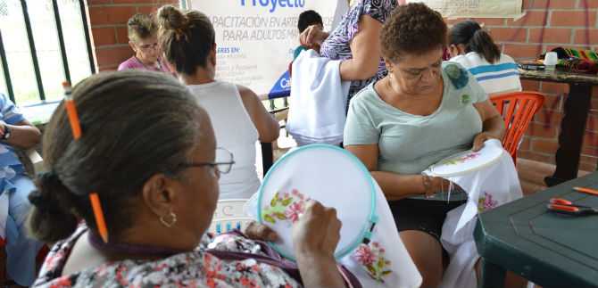 Capacitar�n a adultos mayores de la comuna 13